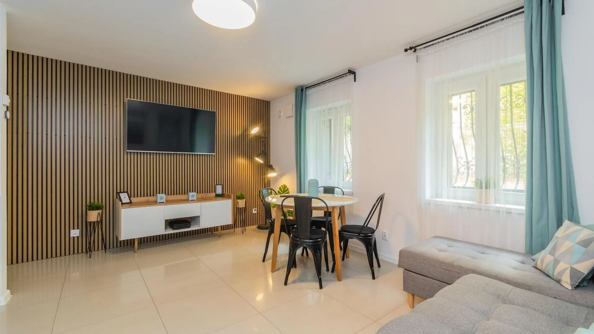 Apartament w Sopocie w przyziemiu · basement · Sopot